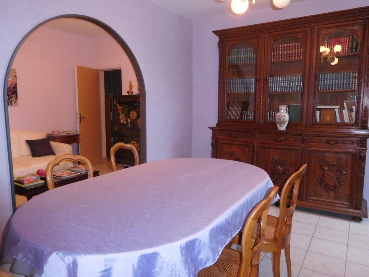 La Chambre D'Amis La Costignieres Montgueux Exterior photo